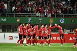 开云体育app-国际足坛风云再起：强队对决点燃球迷热情