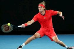 开云APP-包含澳大利亚网球队血洗世界网球队，西西帕斯统治全场的词条