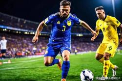 开云下载-欧洲杯战术调整奏效，成功扭转局势的简单介绍