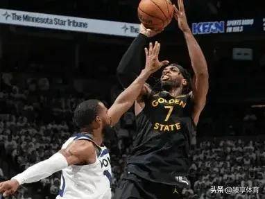 爵士击败森林狼，米切尔砍下关键三分