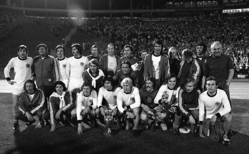 欧洲杯资格赛进入白热化，弱旅拼尽全力求一胜