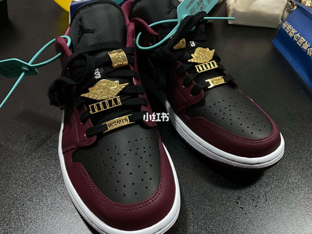 黑色飞翼展现实力，夺得胜利的简单介绍