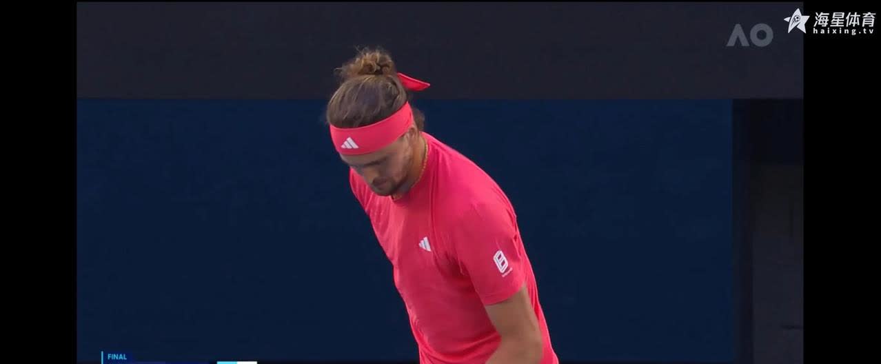 英国网球队鏖战西班牙网球队，兹维列夫绝境逆转的简单介绍