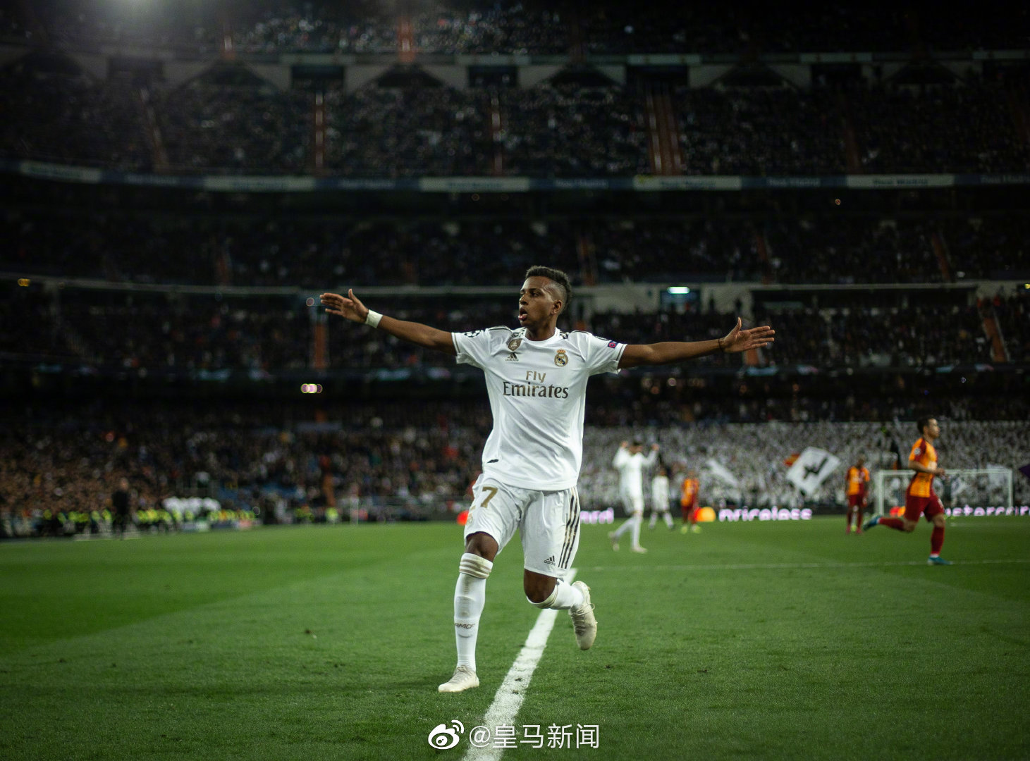 拜仁逆转智利，罗德里戈完成帽子戏法的简单介绍