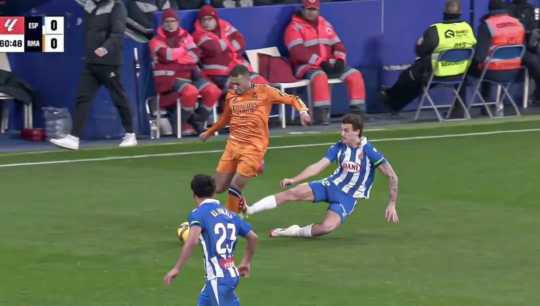 关于乌拉圭逆转西班牙，内马尔制霸全场的信息