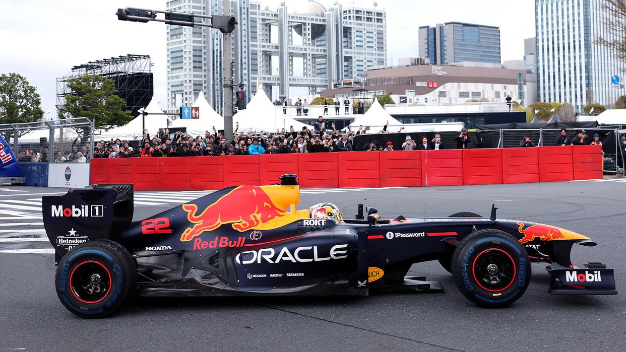 红牛车队完胜威廉姆斯,阿隆索高光表现的简单介绍 红牛车队完胜威廉姆斯,阿隆索高光表现的简单介绍